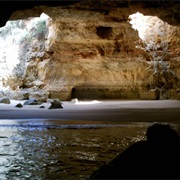 Captain&#39;s Cave, Portugal