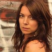 Michelle Featherstone