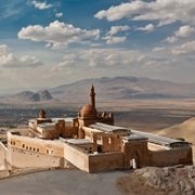 Ishak Pasha Palace