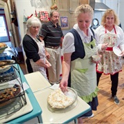 Amanda's Bequest Bed and Breakfast-Bygone Basics, Montague