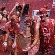 Attend La Tomatna