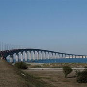 Île De Ré Bridge