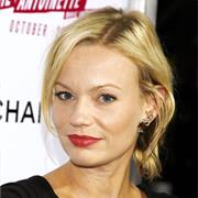 Samantha Mathis