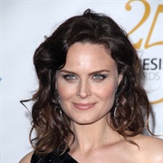 Emily Deschanel