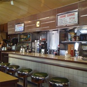 Modern Diner (Pawtucket, RI)