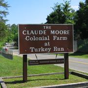 Claude Moore Colonial Farm