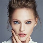 Sasha Pivovarova