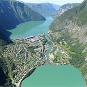 Årdalstangen