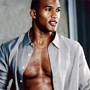 Henry Simmons