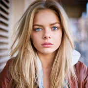 Samara Weaving