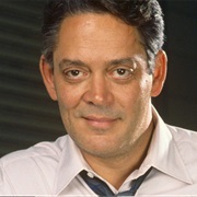 Raul Julia