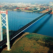 Yangluo Yangtze River Bridge