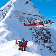 Heli-Skiing