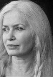 In the Cemetery Where Al Jolson Is Buried (Amy Hempel)