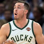Pat Connaughton