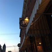 L May Eatery