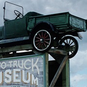 Antique Car & Truck Museum (Curlew)