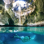 Thuderball Grotto, Bahamas