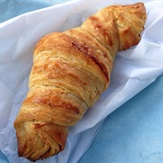 Have Bourdain's Favorite Croissants at Du Pain Et Des Idees