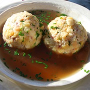 Tiroler Speckknödelsuppe