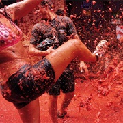 Throw Tomatoes in La Tomatina