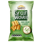 Bluebird Sunbites Grainwaves Sour Cream & Chives