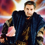 Father (Roy Dotrice)