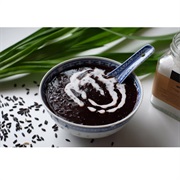 Bubur Pulut Hitam (Black Glutinous Rice Porridge)