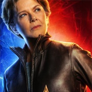 Annette Bening  - The Supreme Intelligence and Mar-Vell / Dr. Wendy Lawson