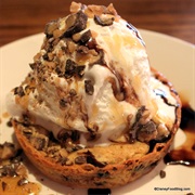 Ooey Gooey Toffee Cake