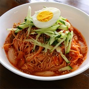 Bibim Guksu 비빔 국수 🇰🇷
