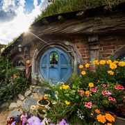 Furnish House as Bilbo Baggins Would