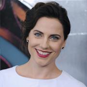 Antje Traue