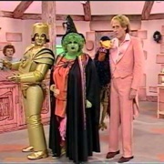 Emu's All Live Pink Windmill Show