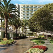 Fairmont Miramar Hotel & Bungalows (Santa Monica, California, USA)