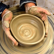 Make Your Own Bowl With Pottery