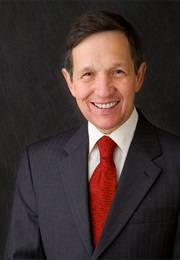 The Courage to Survive (Dennis Kucinich)