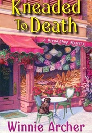 Kneaded to Death (Winnie Archer)