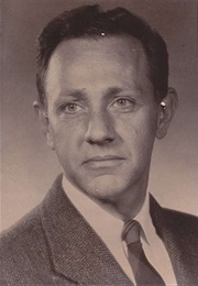 The Amish Farmer (Vance Bourjally)