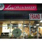 Le's Deli & Bakery (Kent, Washington)