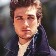 Beau Mirchoff