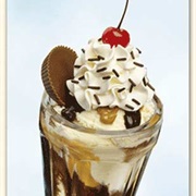 Friendly&#39;s Reese&#39;s Peanut Butter Cup Sundae