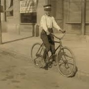 Bicycle Messenger 1913