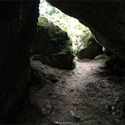 Sasquatch Caves, BC