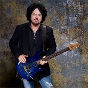 Steve Lukather (Toto)