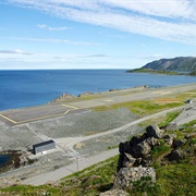 Honningsvåg Airport, Valan