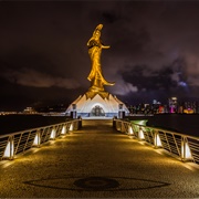 Dr. Carlos D'Assumpção Park