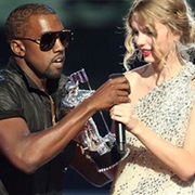 Go to a Celebrity Award Show