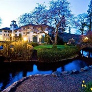 Columbia River Gorge Hotel