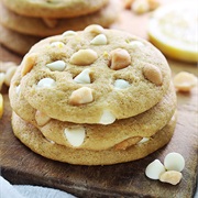 Macadamia Chip Cookie